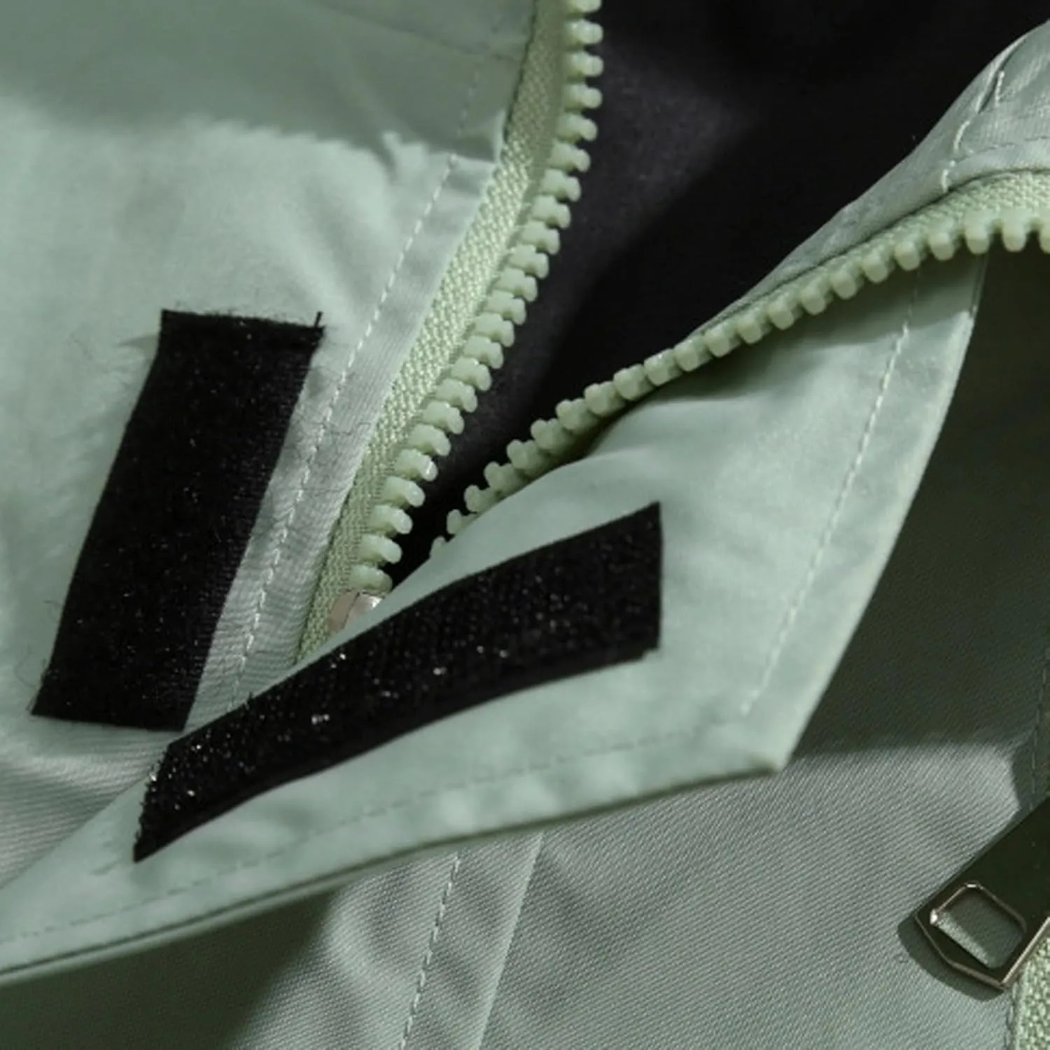 Men's Outdoor Waterproof Soft Shell Hooded Casual Jacket Youth Outdoor Sports Wear Fashion Simple Classic Jackets Coat