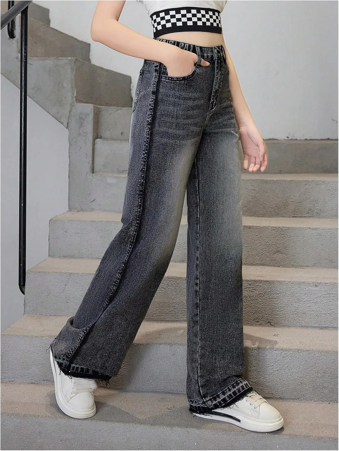 Verdusa Girl's Elastic Waist Casual Jeans Raw Hem Wide Leg Denim Pants Trousers