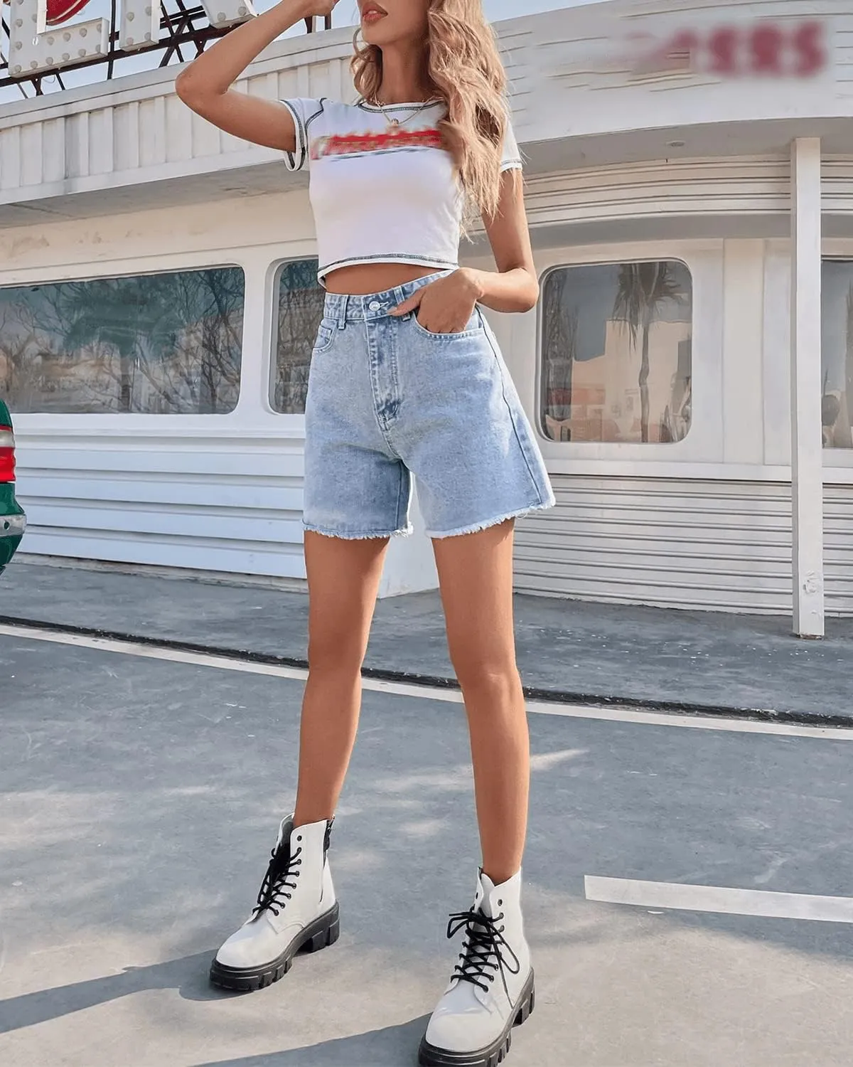Womens High Waisted Straight Leg Hotpants Denim Shorts Washed Raw Hem Jean Bermuda Shorts with Pockets