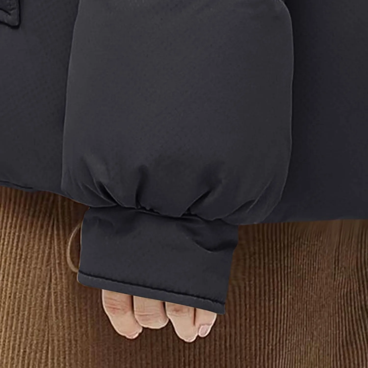 Womens Winter Coats Long Sleeve Puffer Jackets Stand Collar Down Coats Thicken Baggy Short Warm Coats with Pockets