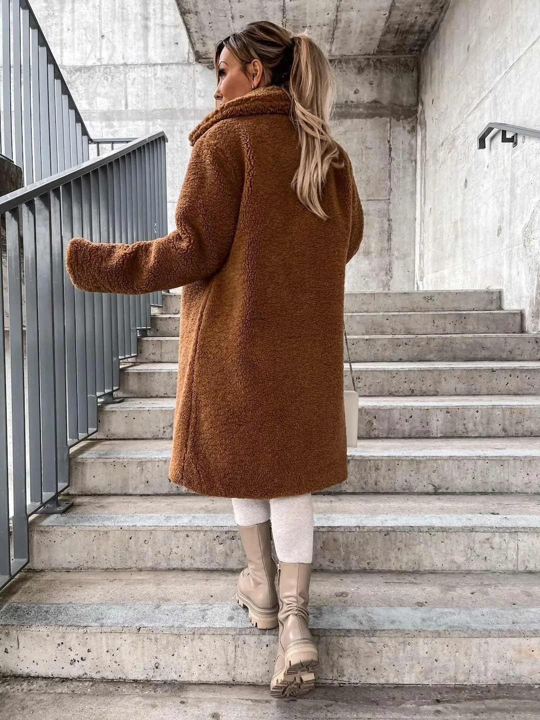 Women's Winter Fuzzy Fleece Long Coats Lapel Teddy Coat Button Down Sherpa Cardigan Warm Faux Fur Jackets with Pockets